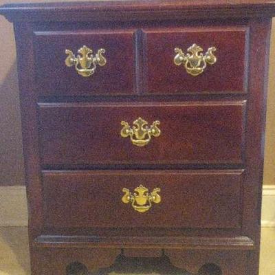 Thomasville Bedside Three Drawer Cabinet 