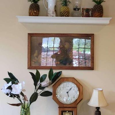 Pineapple Themed Decor