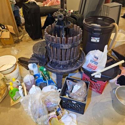 Estate sale photo