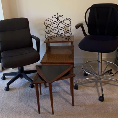 Office Chairs Featuring Steelcase & Wooden Tables