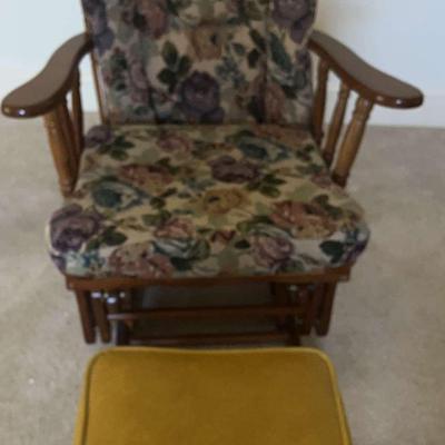Wooden Glider/Rocking Chair With Fabric Cushions 