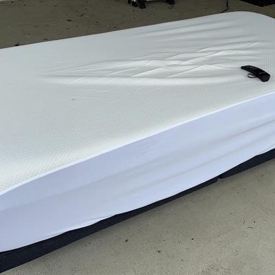 Sven & Son Adjustable Twin Bed with Remote