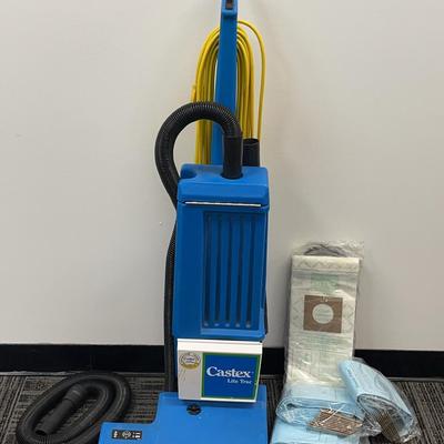 Castex Lite Trac Upright Vacuum Cleaner With Auxiliary Hose And Plenty Of Bags