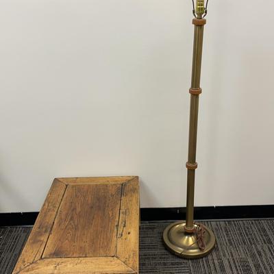 Coffee Table And Floor Lamp (works)