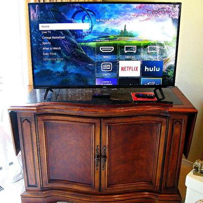 42" TLC Roku TV - Beautiful Stand Table with Marble Top and Fold Out Sides