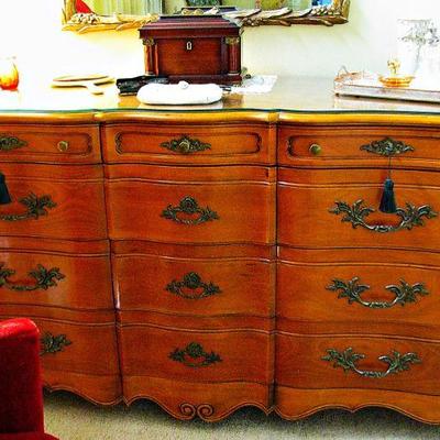John Widdicomb French style Serpentine front Triple Dresser complete with Both Keys for locking Drawers
