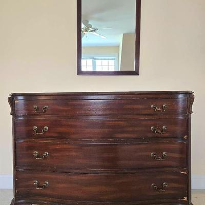 Vintage Drexel Dresser & Vtg Mirror