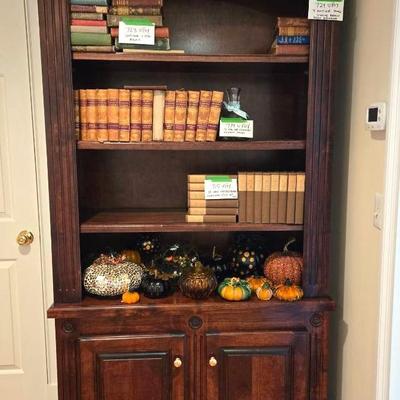  Classic Wooden Bookcase Cabinet