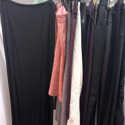 Tamotsu- Women’s Skirts And Slacks 