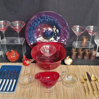 Red, Black, & Gold Dining Accents 