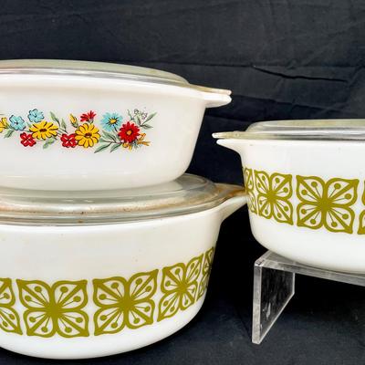 Pyrex And Fire King Ovenware With Lids 