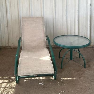 Sling Adjustable Chaise Lounge W/ Round Turn Table 