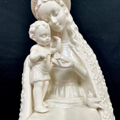 Hummel Goebel Flower Madonna With Infant Jesus 