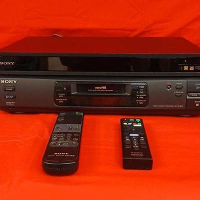Sony Video Hi8 Video Recorder + Sony Ultra HD Blue-Ray