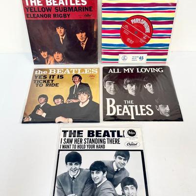 The Beatles 7” Vinyls “Yellow Submarine” & More! 