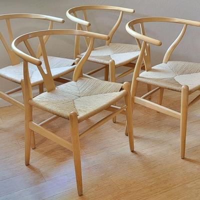 (4) Hans J. Wegner Wishbone Chairs - Beech Wood
https://ctbids.com/estate-sale/35441/item/3982275/4-Hans-J-Wegner-Wishbone-Chairs-Beech-Wood