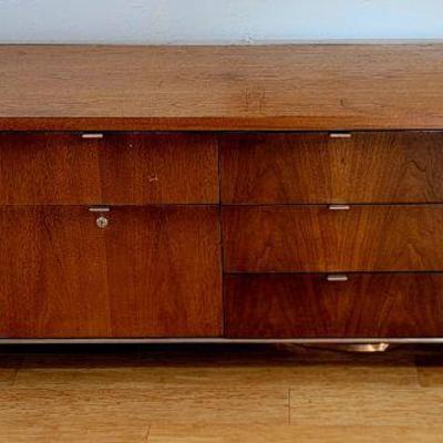 Mid-Century Modern Stow Davis Walnut Credenza...