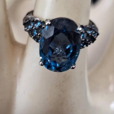 925 Sterling TN Thailand Faceted Blue Stone Statement Ring Size 6 