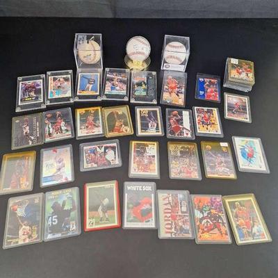 Michael Jordan Basketball Cards - Dexter Fowler Chicago Cubs Autograph - Michael Jordan Baseball 