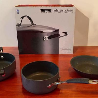 Thomas Rosenthal Group Professional Cookware & Cooking with Calphalon Assortment 