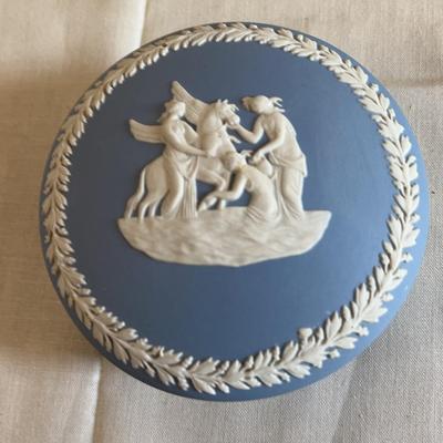  Jasperware Wedgwood Mythological Trinket Box 3-1/2 Inch.