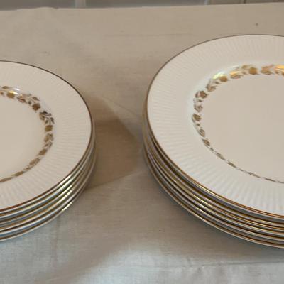 Royal Doulton Fairfax Bread And Dessert Plates - 6 In A Set