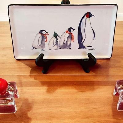 Juhava Oy Helsinki Ri-Jalka Napkin and Candle Holder Set of 2 & Mini Penguin Platter