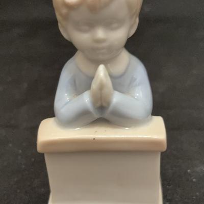 Vintage Porcelain Roman Valencia Baby Boy Praying Figurine