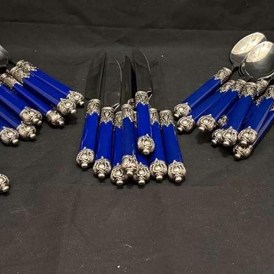 Hampton Silversmiths Stainless Flatware Set For 8