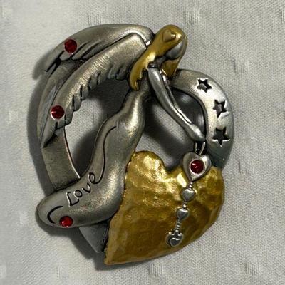 Brooch