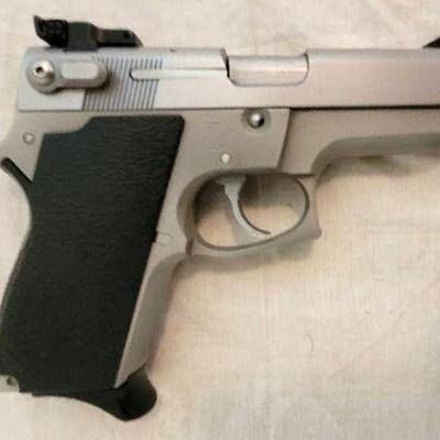 Smith & Wesson Model 669 9MM