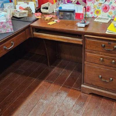 Nice Wood desk