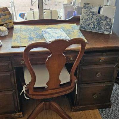 Solid Wood desk and chair