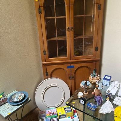 Display hutch