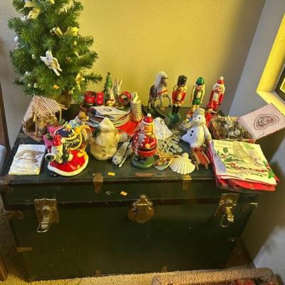Holiday decor