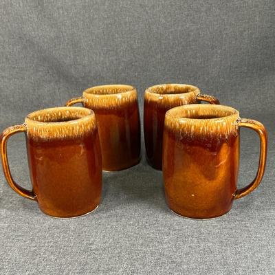 Set Of 4 Hull Brown Drip Beer Steins