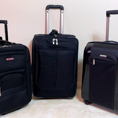 Luggage Set Of 3 by Pacific Coast