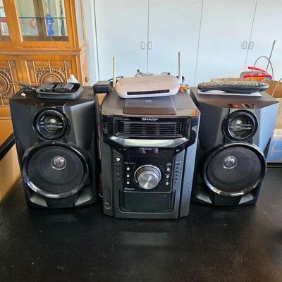 Sharp stereo system with CD changer