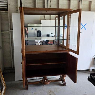 19th century French Renaissance style display cabinet