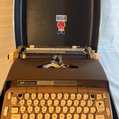 Smith Coroner Automatic IO Typewriter 