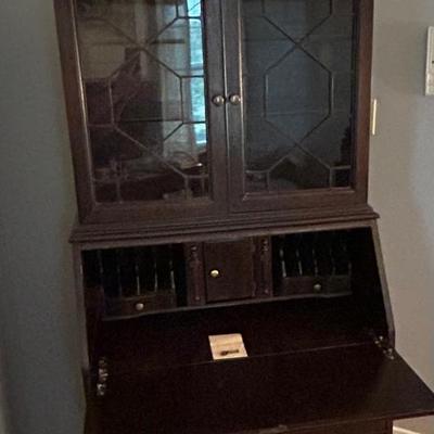 Secretary Desk With Key