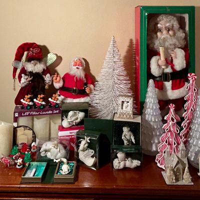 Christmas Decor With Snowbabies
