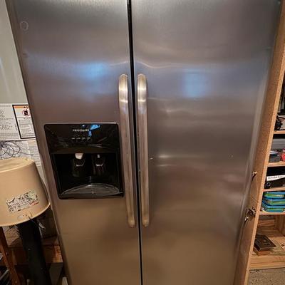 Frigidaire Side By Side Refrigerator/Freezer-Stainless