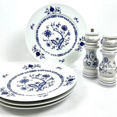 Vintage Blue Onion Dinner Plates and Salt & Pepper