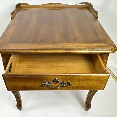 Mid Century French Provincial Lamp Table/End Table