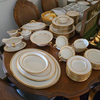 Lenox china for 12 +/-