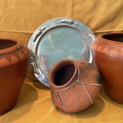 Native Pots 