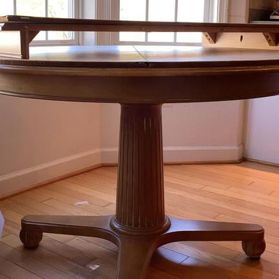 Ethan Allan Swedish Home Collection Table