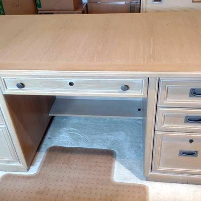 Stanley Desk 