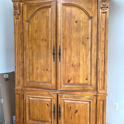 Ethan Allen Entertainment Center